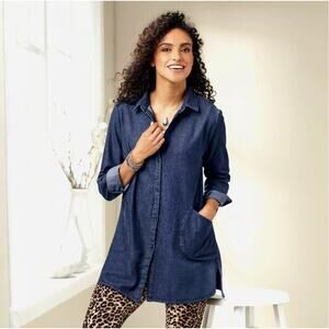 North Style Shirt Womens Medium‎ Chambray Denim Tunic Button Pocket Roll Tab